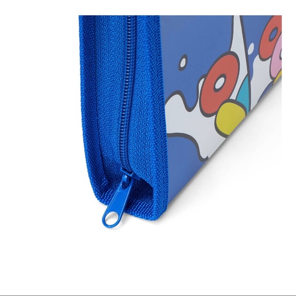Official BT21 Tata Zipper Folder - Picture 4 of 11